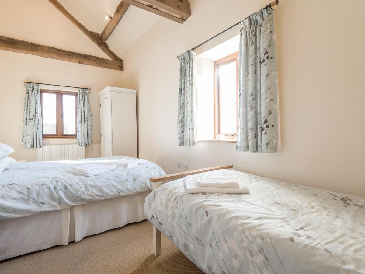 Glebe Barn Villa Caynham ภายนอก รูปภาพ