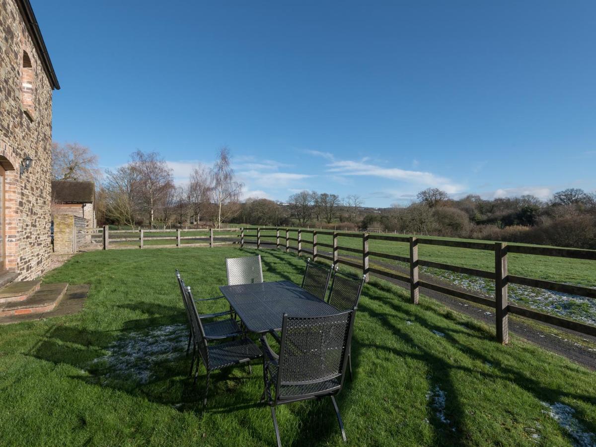 Glebe Barn Villa Caynham ภายนอก รูปภาพ