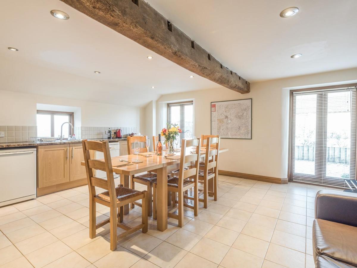 Glebe Barn Villa Caynham ภายนอก รูปภาพ